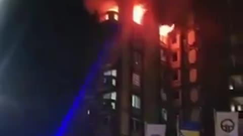 Digjet azili i pleqve ne Bosnjë, të paktën 11 persona kanë humbur jetën dhe mbi 30 të plagosur