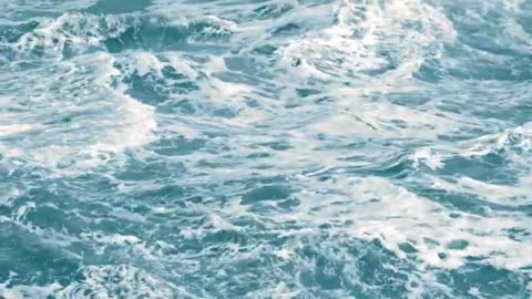 Ocean_and_wave_No_copyright_Creative_commons_video