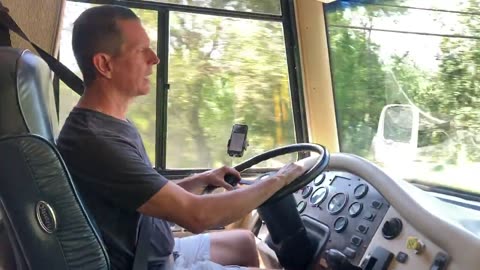 🎤 On the Road with Blakgraz — 2 People, 1 Cat, and a Million Jobs Before Showtime!