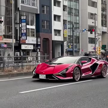 都内に現れたLamborghiniの激レアモデル🫣 #lamborghinni #lamborghinirevuelto #lamborghinisian