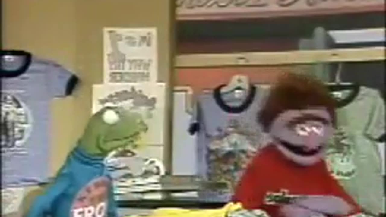 Wonderful World of T-Shirts - Sesame Street - Faster