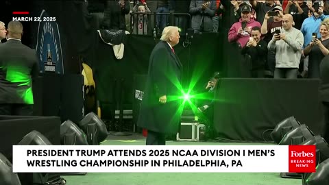 BREAKING NEWS Crowd Goes Wild As Trump Arrives At The NCAA Division I Men’s Wrestling Championship.