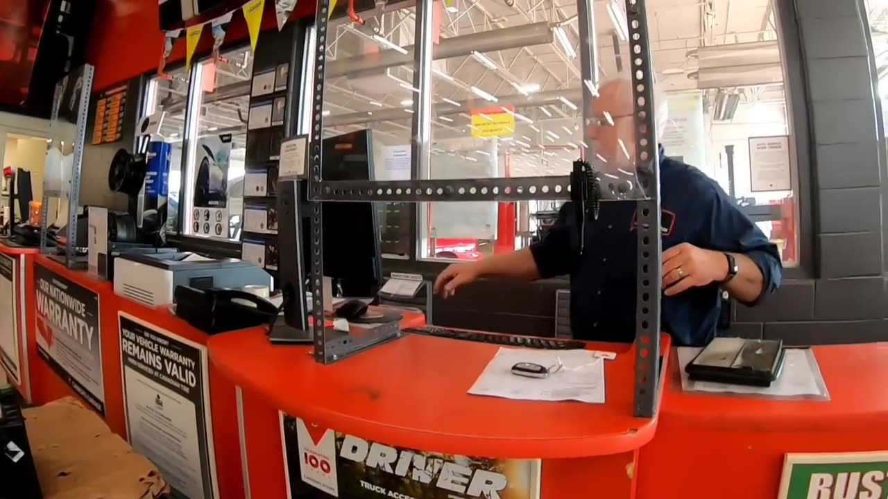 Canadian Tire Pre@ Wanted 3 way with 13y_o & mom. ALL Managers Come out! (720p60fps)
