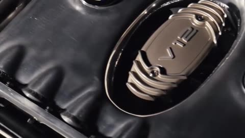 The partnership between Pagani Automobili and Mercedes-AMG exemplifies this principle.
