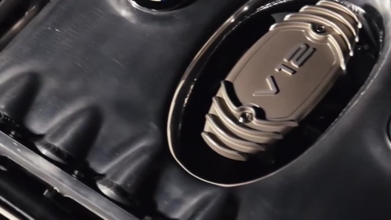 The partnership between Pagani Automobili and Mercedes-AMG exemplifies this principle.