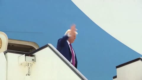 🚨🔥President Trump departs Qatar after a very successful visit. 🇺🇸🇶🇦