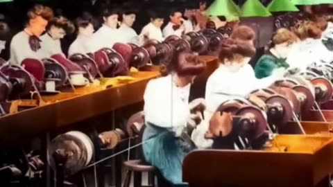 💼 Women at Work in 1904 – Pioneers of the Past!