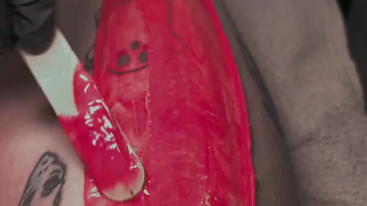 Leg Waxing Using Sexy Smooth Cherry Desire Scented Hard Wax | Demo by @moodyxskincare 🍒