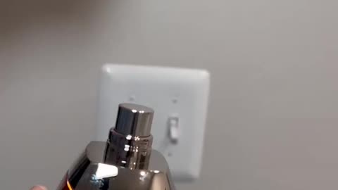 Vera Wang Eau de Parfum: Floral Elegance in 3.4 oz