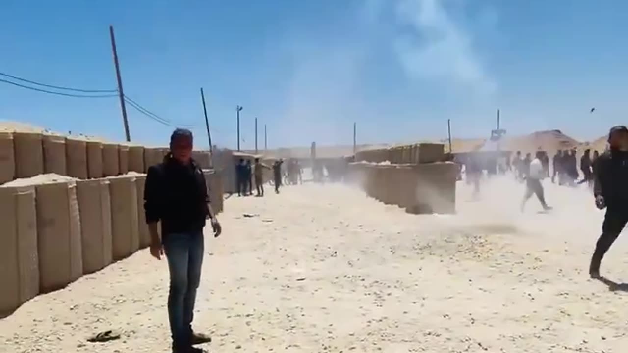 These are stun grenades?
