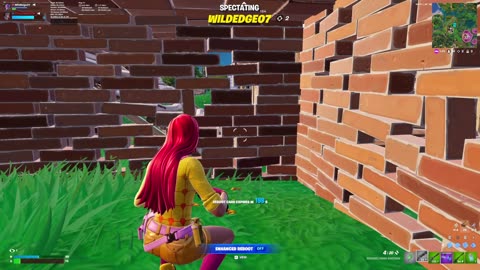 Playing Fortnite TN streamer
