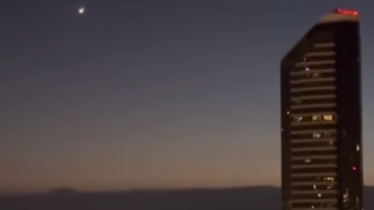 😨👻 Giant Ghostly Entity Caught During Ouija Session | TheHauntingHour