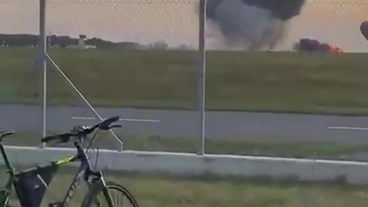 F-16 SLAMS into ground at training for Polish air show