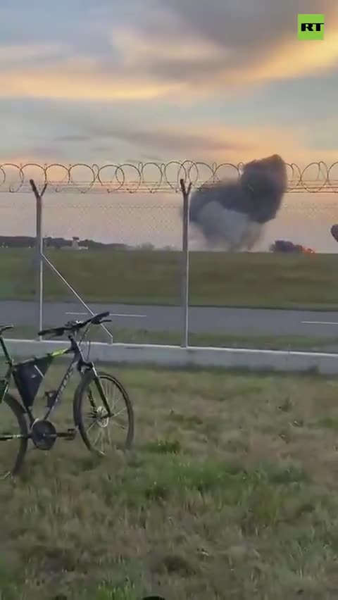 F-16 SLAMS into ground at training for Polish air show