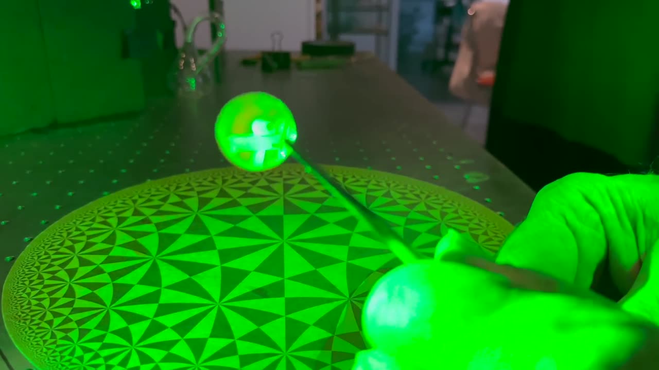 MAKING OF HOLOGRAMS
