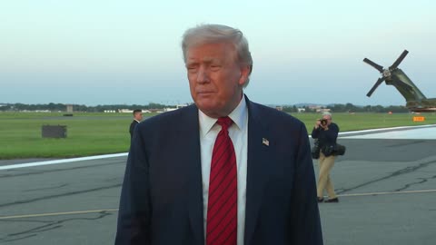 President Trump Gaggles with Press at Lehigh Valley International Airport, Aug. 3, 2025