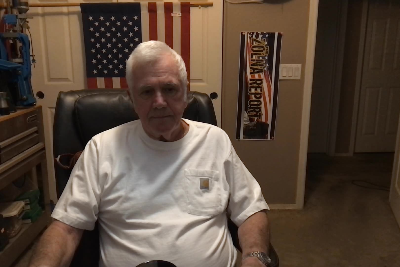 Boeing 787-8 Dreamliner Forward, And Aft Electronic Equipment Bays!