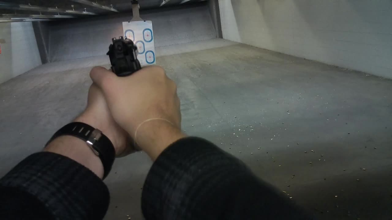 Shooting a Beretta 92 FS
