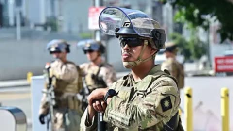 US court allows Trump to keep control of National Guard in LA