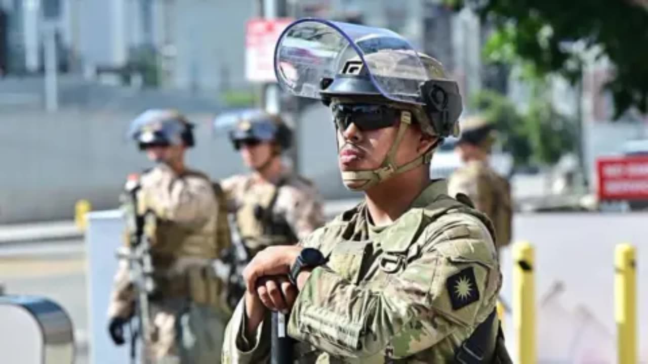 US court allows Trump to keep control of National Guard in LA
