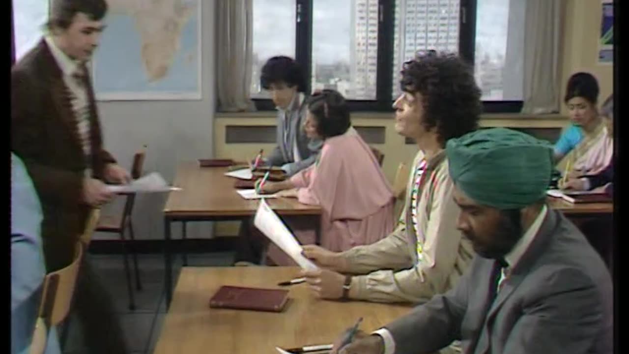 mind your language S03E08 - What a Tangled Web