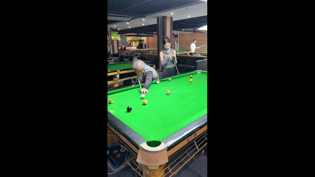 funny video billiards play 🤣🤣