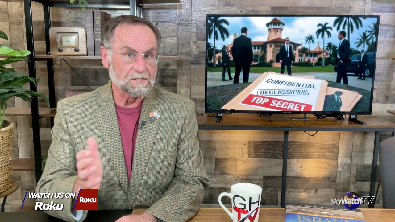 Five in Ten 8/8/25: The Friday Five - The Real Reason for the Mar-a-Lago Raid