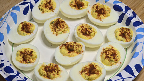 Crowd-Pleasing Deviled Eggs Recipe!!!
