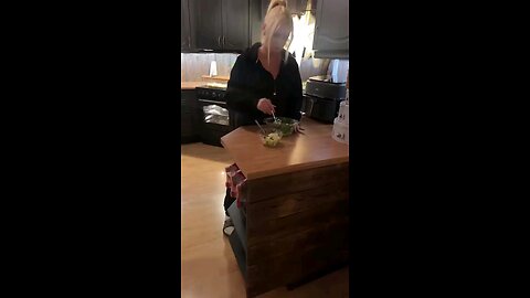 Mom couldn't believe it😱😱😱