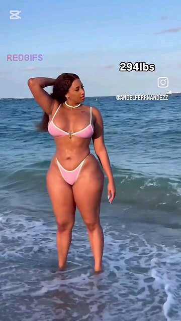 TALL BADDIE. SEXY AND BEAUTIFUL