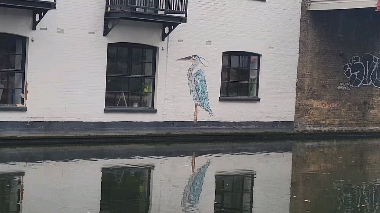 London, pure art , regents Canal.