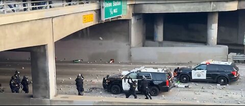 Video of Left Wing Domestic Terrorists throwing large rocks at police, certain media refuses to air