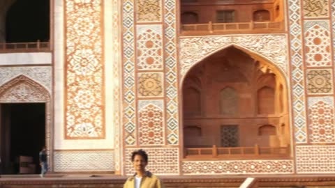 Tomb of Akbar the Great | The Majestic Mausoleum in Sikandra