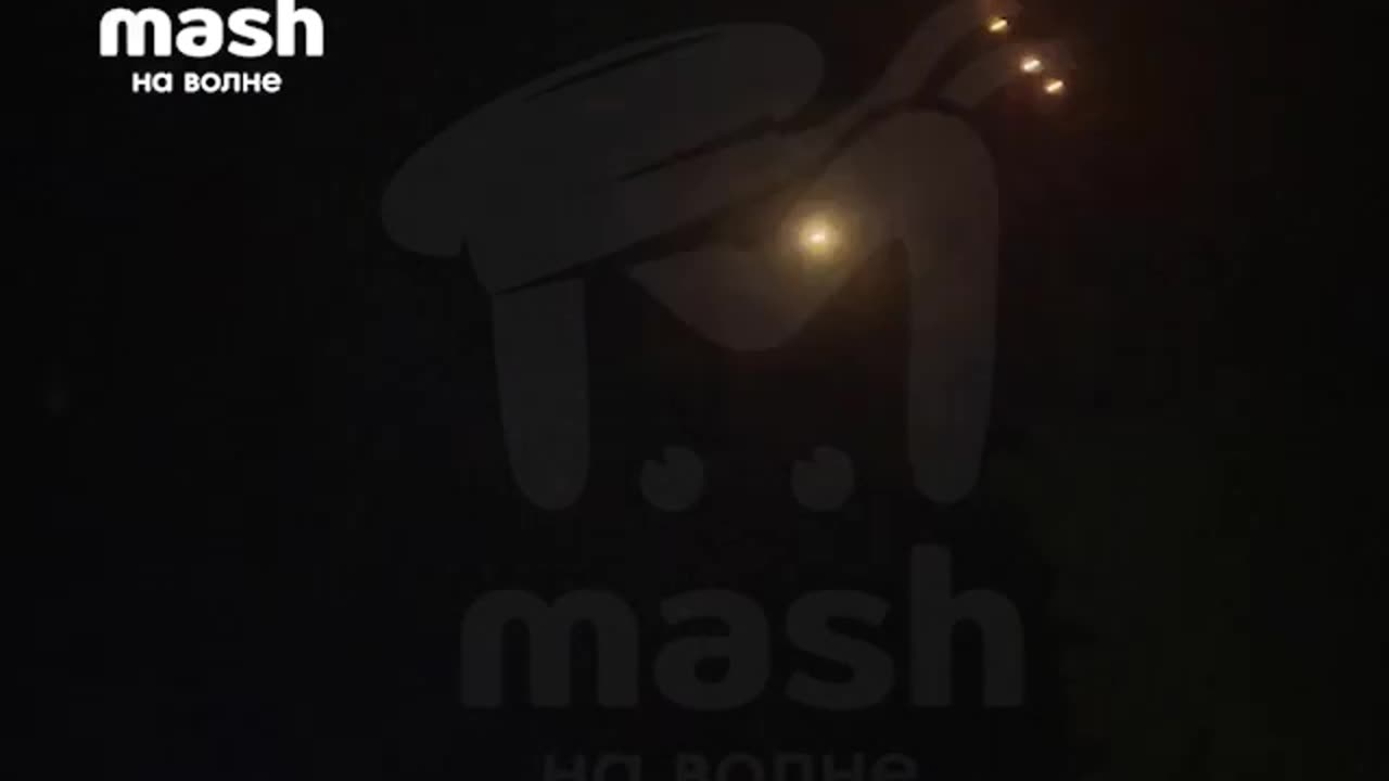 🇷🇺AA fire on Ukr drone at Evpatoria (Crimea)