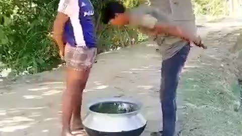 Funny video 🤣