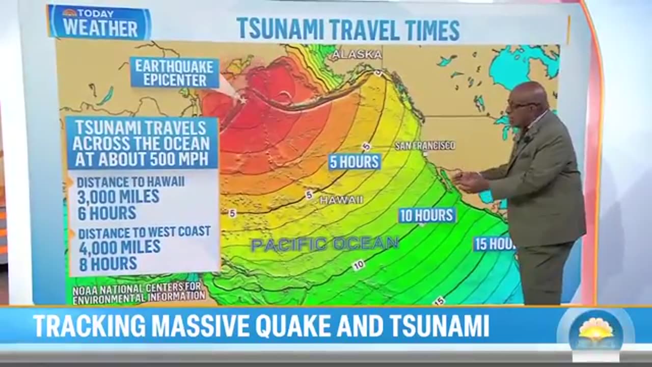 Tsunami Waves Reach U.S. West Coast After Earthquake off Russia