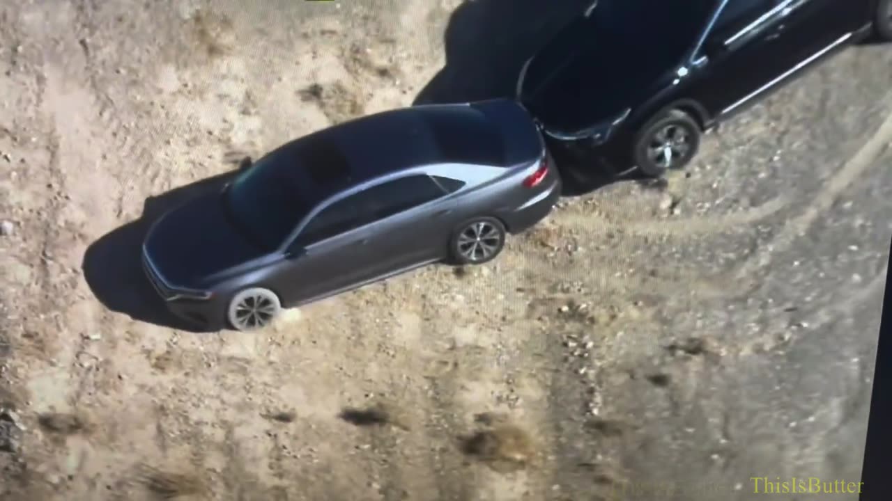 Aerial video shows Las Vegas police using grappler to catch carjacking suspect