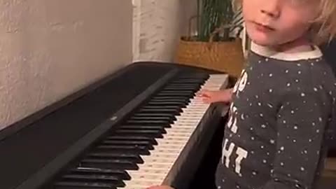 This little boy learned the piano by himself