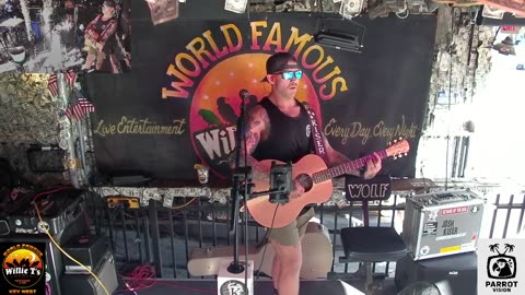 LIVE Music Everyday!