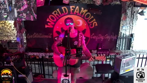 LIVE Music Everyday!