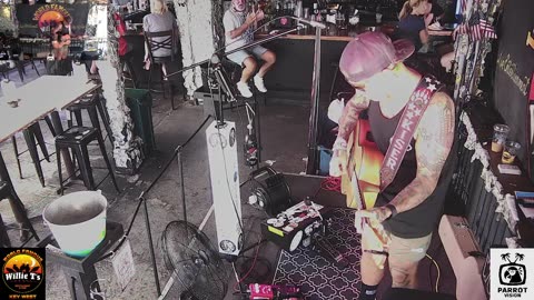 LIVE Music Everyday!