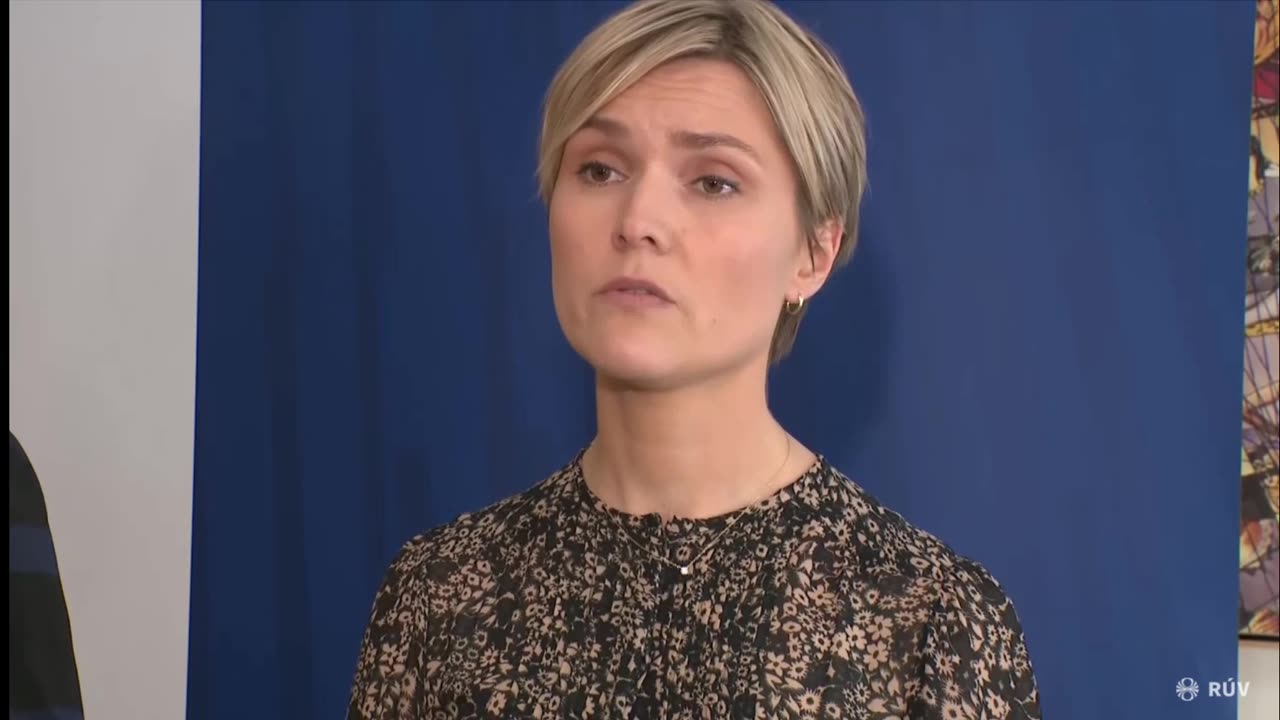 Ræddu afsögn Barnamálaráðherra