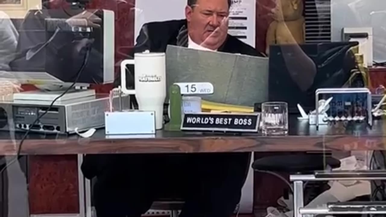 🤯✨ You Won't Believe Kevin From The Office as a Real Accountant! | FeedMyCuriosity