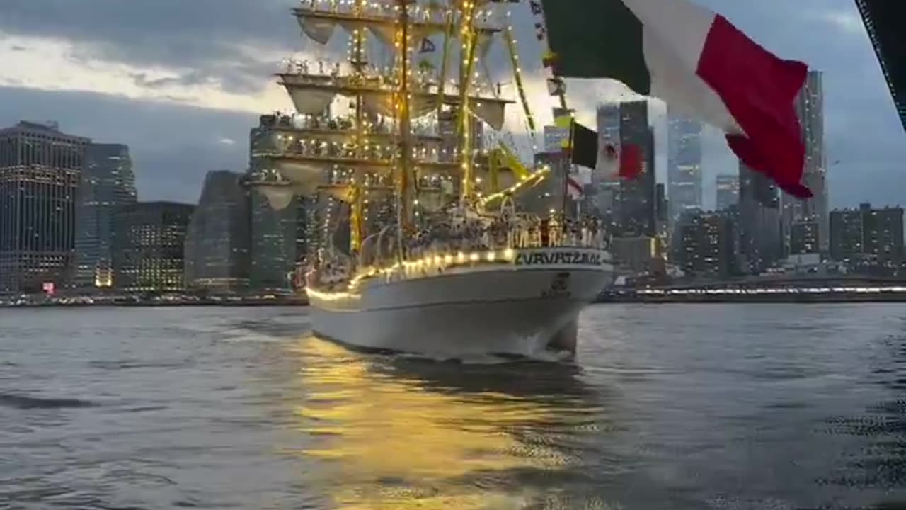 BREAKING: Another angle shows the Mexican navy tall sailing ship colliding with