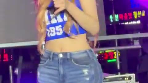Yuna itzy kpop 2025