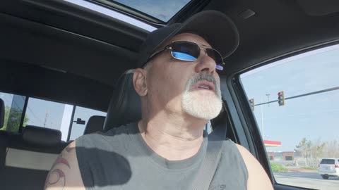 ROAD TALK !