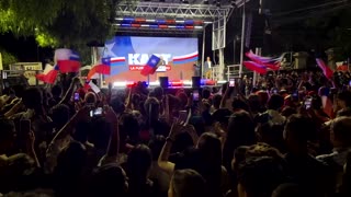 Leftist Jara leads Chile vote as far-right Kast eyes runoff victory