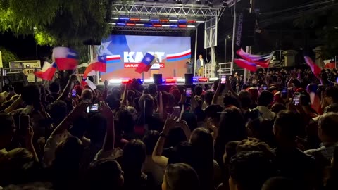 Leftist Jara leads Chile vote as far-right Kast eyes runoff victory