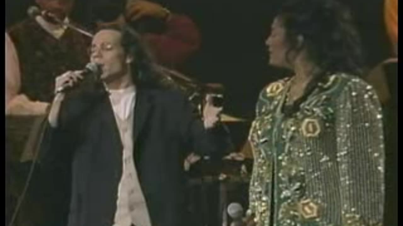 Anthony-India-Vivir lo nuestro