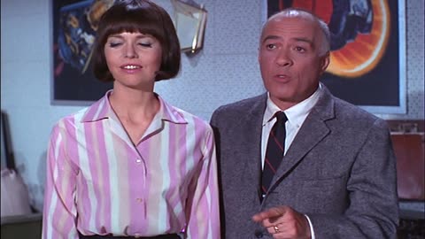 Superagente 86 - T01E17 - Besos para KAOS (1966)
